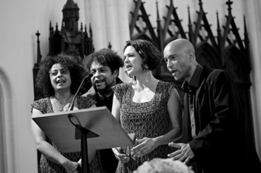 Ambiance de noce avec une chorale gospel